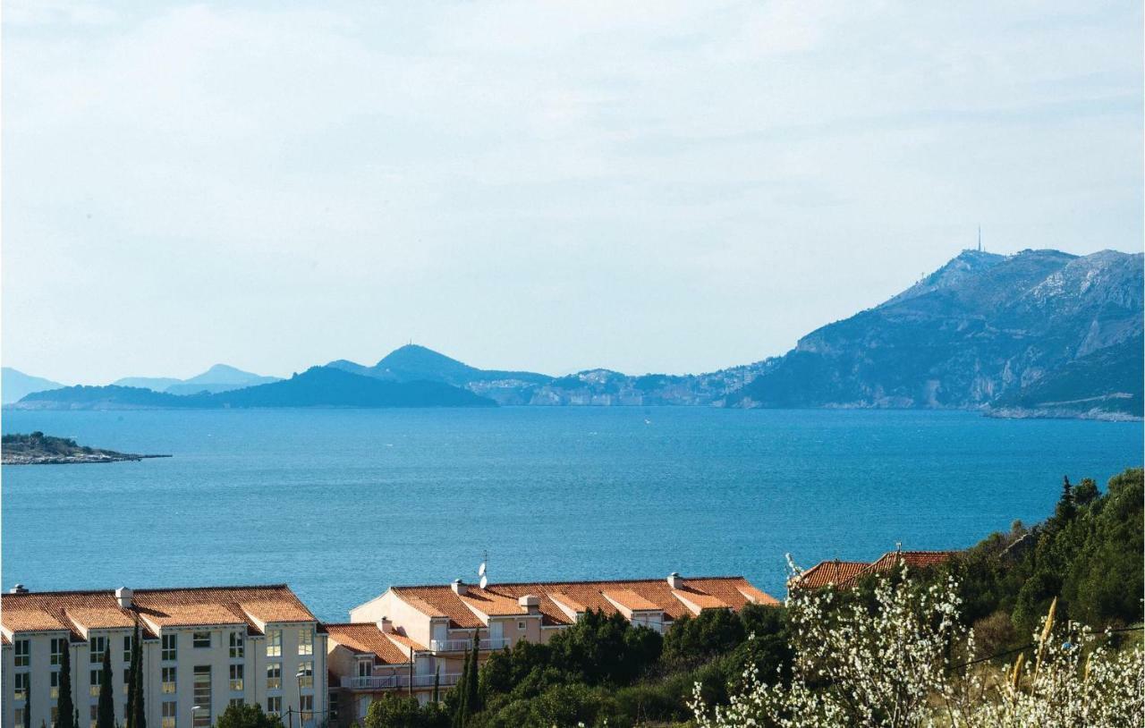 Nice Apartment In Cavtat With Wifi Exterior foto